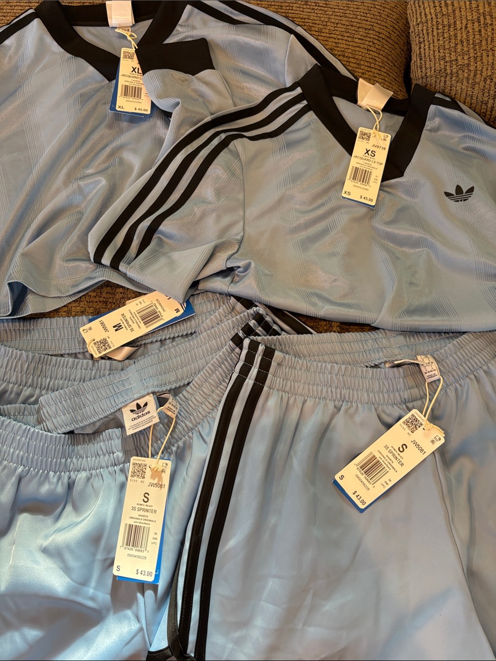 adidas Light Blue women’s Shorts and Tops Set with Black Stripes - Picture 3 of 5